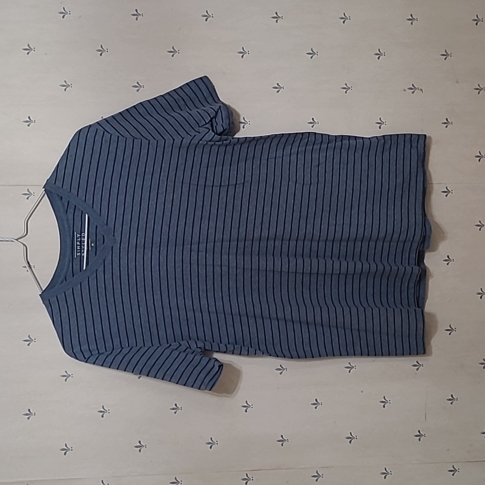 Simply Styled Men's Blue Striped V-Neck Tee